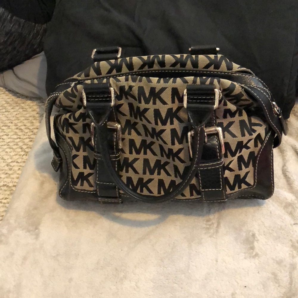 Michael Kors every day purse